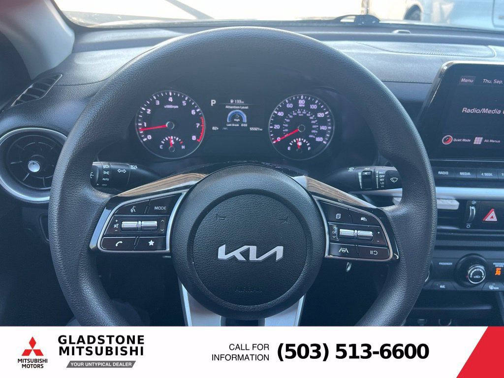 Used 2022 Kia Forte LXS FWD image 11