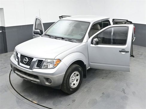 Used 2019 Nissan Frontier S image 47