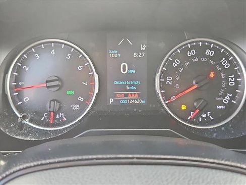 Used 2021 Toyota RAV4 XLE FWD image 14