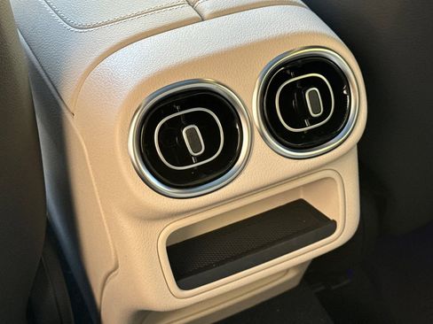 New 2026 Mercedes-Benz GLC 300 image 24