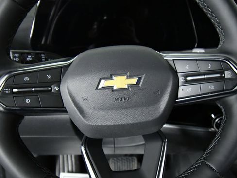 New 2026 Chevrolet Equinox LT w/ Safety and Technology Package AWD/4WD image 2
