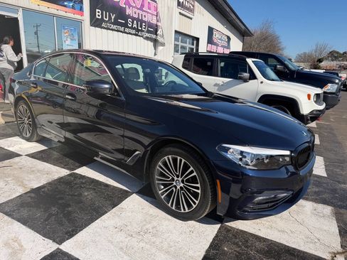 Used 2018 BMW 540i image 3