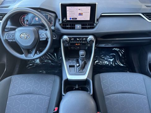 Used 2024 Toyota RAV4 XLE FWD image 14