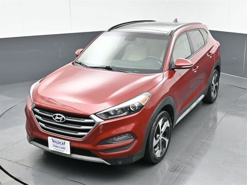 Used 2018 Hyundai Tucson Value w/ Cargo Package FWD image 21