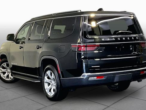 Used 2022 Jeep Wagoneer Series II AWD/4WD image 11