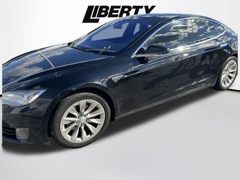 Used 2015 Tesla Model S 85D AWD/4WD image 2