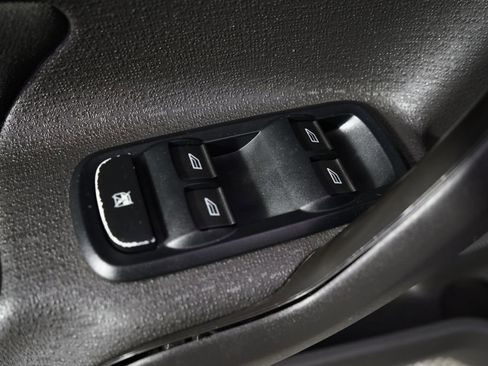 Used 2019 Ford Fiesta ST FWD image 23