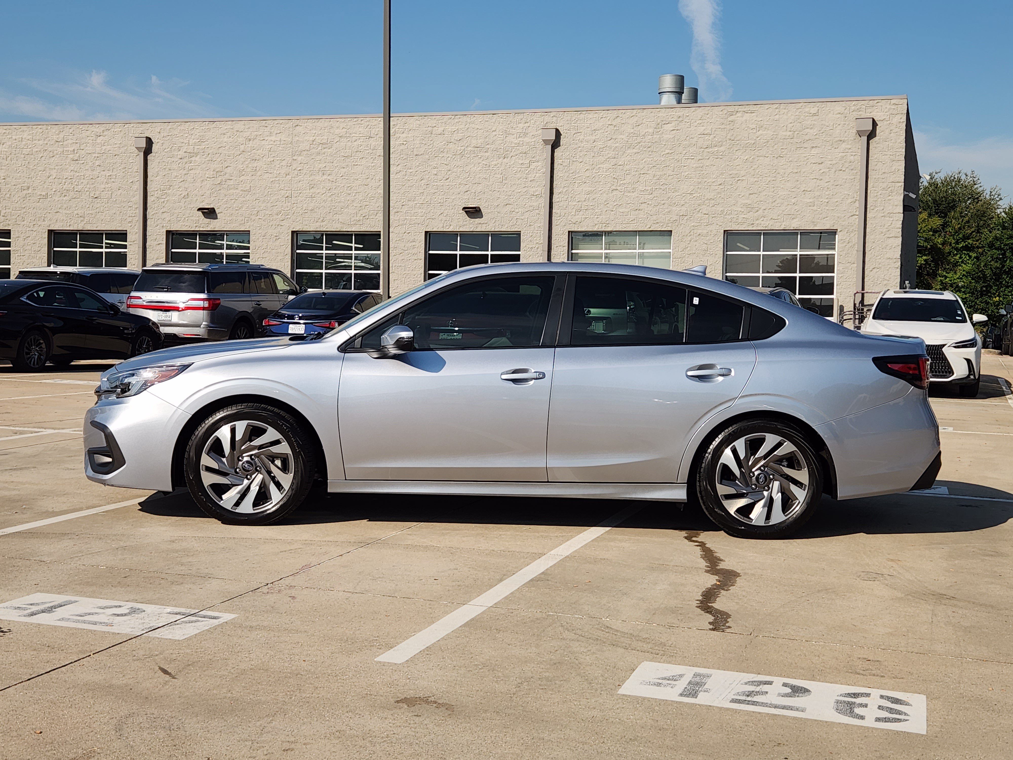 Used 2024 Subaru Legacy Limited AWD/4WD image 3