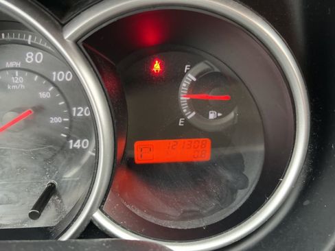 Used 2012 Nissan Versa 1.8 S image 13