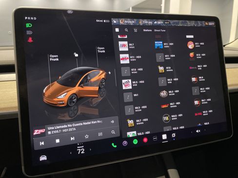 Used 2023 Tesla Model 3 Standard Range image 27