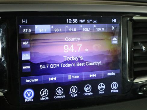 Used 2017 Chrysler Pacifica Touring-L w/ Tire & Wheel Group image 30