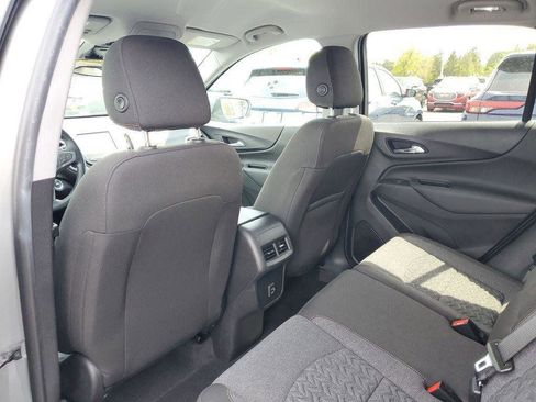 Certified 2023 Chevrolet Equinox LT FWD image 28