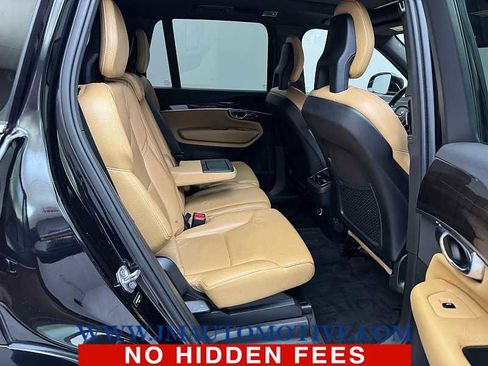 Used 2017 Volvo XC90 T6 Momentum w/ Vision Package image 19