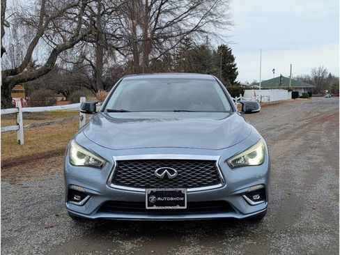 Used 2018 INFINITI Q50 Luxe image 2