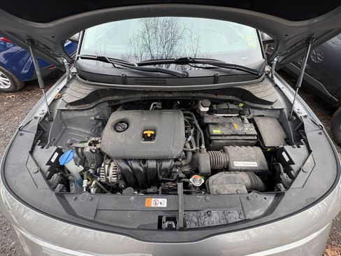 Used 2025 Kia Soul LX w/ LX Technology Package image 29