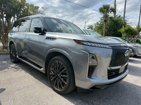 Certified 2025 INFINITI QX80 Autograph AWD/4WD image 3