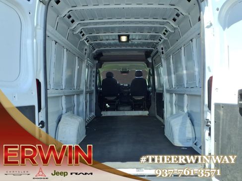 Used 2025 RAM ProMaster 3500 w/ Convenience Group FWD image 24