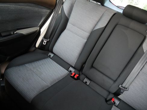 Used 2023 Nissan Rogue SV AWD/4WD image 12