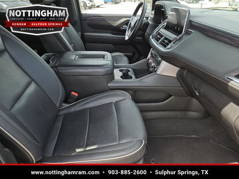 Used 2024 GMC Yukon SLT RWD image 31