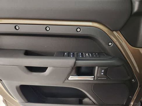 New 2026 Land Rover Defender 110 S AWD/4WD image 43