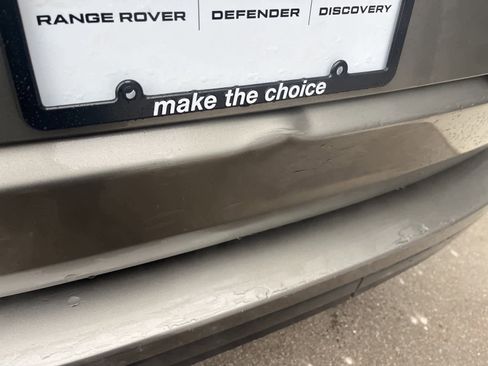 Used 2019 Land Rover Range Rover HSE image 4