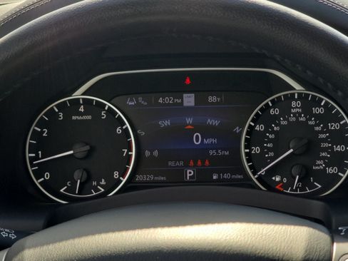 Used 2023 Nissan Murano SL w/ SL Moonroof Package FWD image 14