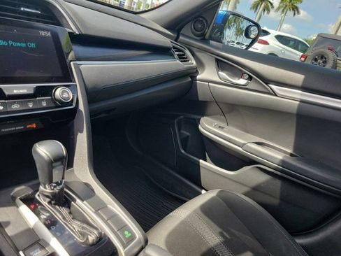 Used 2019 Honda Civic Sport image 30