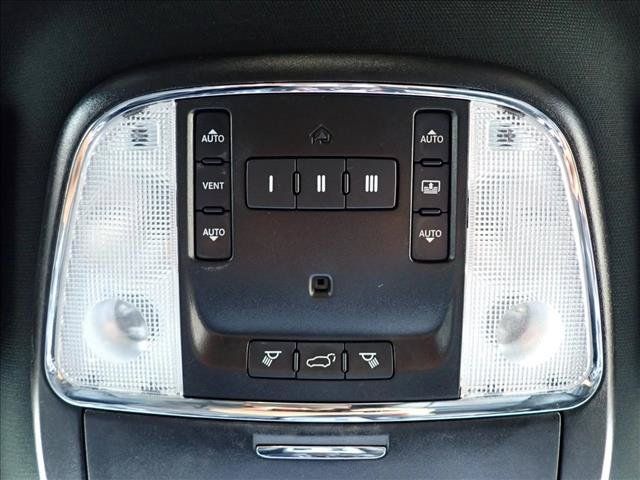Used 2021 Jeep Grand Cherokee Trailhawk w/ Trailhawk Luxury Group AWD/4WD image 24