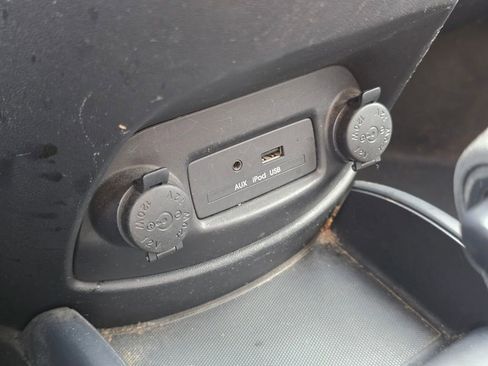 Used 2010 Kia Soul + w/ Audio Pkg image 33