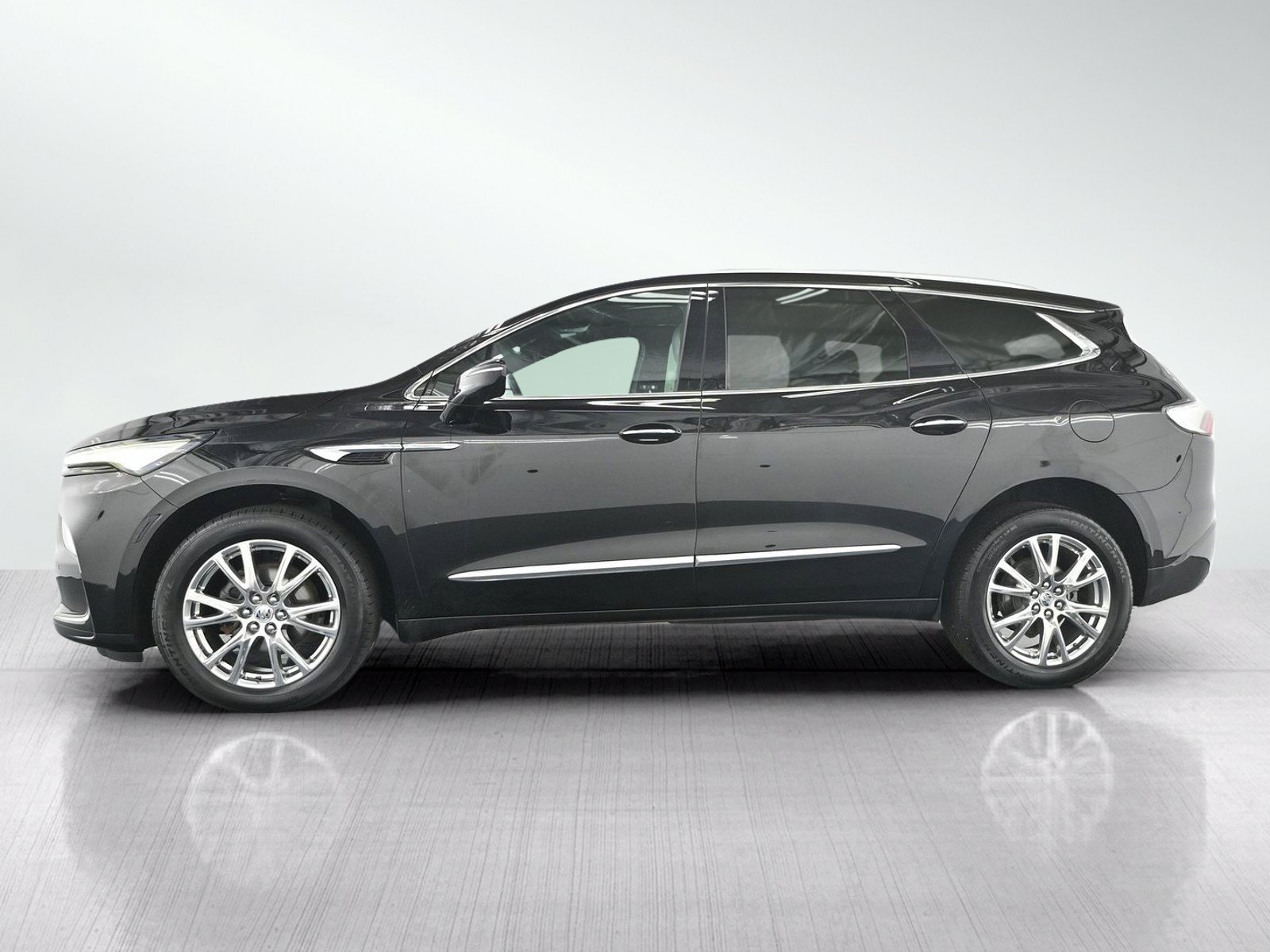 Used 2023 Buick Enclave Essence w/ Experience Buick Package AWD/4WD image 3