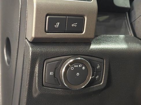 Used 2021 Ford Expedition Max XLT image 48