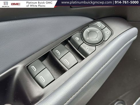 Used 2020 Buick Enclave Premium w/ Sun and Sites Package image 21