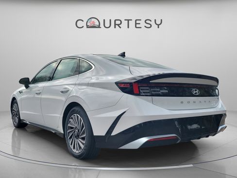 New 2025 Hyundai Sonata SEL image 2