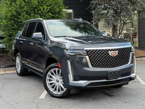 Used 2022 Cadillac Escalade Premium Luxury w/ Performance Package AWD/4WD image 7