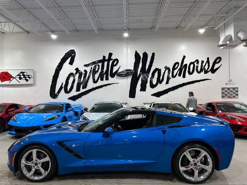 Used 2014 Chevrolet Corvette Stingray Coupe w/ 3LT Preferred Equipment Group RWD image 2