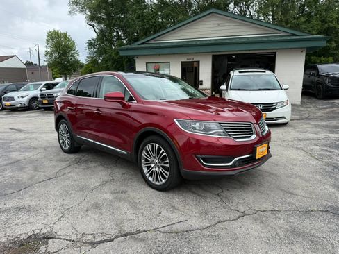 Used 2016 Lincoln MKX Reserve w/ Technology Package AWD/4WD image 7