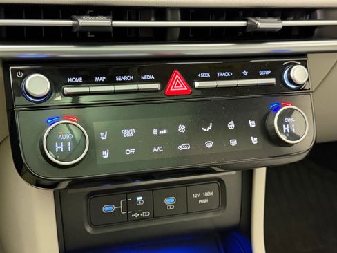 Used 2025 Hyundai Tucson Limited image 27