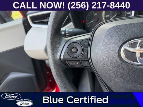 Used 2021 Toyota Corolla LE w/ LE Premium Package FWD image 11