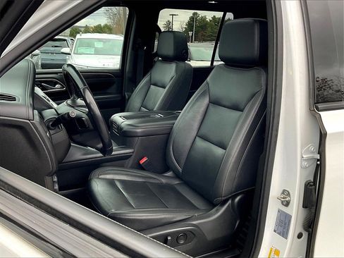 Used 2021 Chevrolet Tahoe Z71 w/ Max Trailering Package image 9