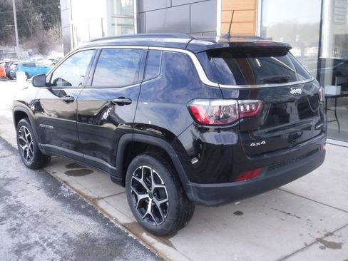 New 2026 Jeep Compass Limited image 9