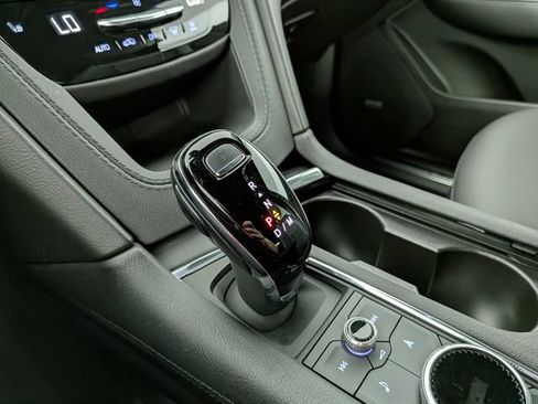 Certified 2023 Cadillac XT5 Premium Luxury w/ LPO, Floor Liner Package AWD/4WD image 20