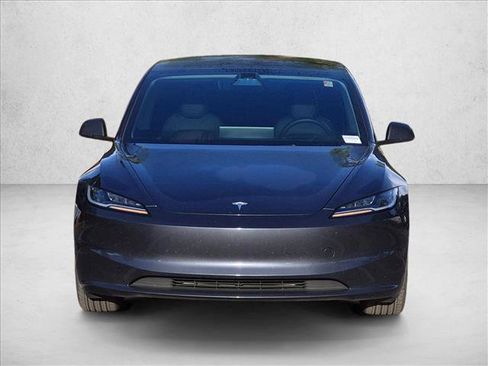 Used 2025 Tesla Model 3 Long Range RWD image 2