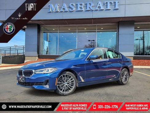 Used 2022 BMW 540i xDrive w/ Premium Package image 1