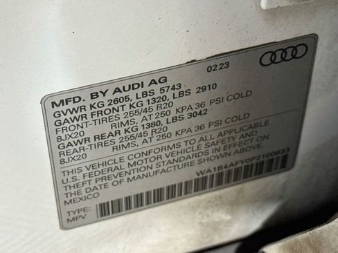 Used 2023 Audi SQ5 Premium Plus w/ Premium Plus Package AWD/4WD image 31