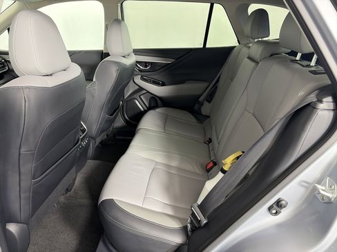 Used 2021 Subaru Outback Limited image 7