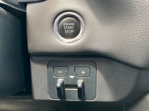 Used 2023 Toyota Tundra Limited w/ Power Package AWD/4WD image 20