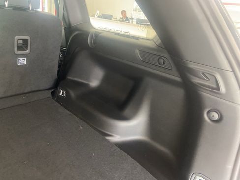 New 2025 Jeep Grand Cherokee 4WD image 16