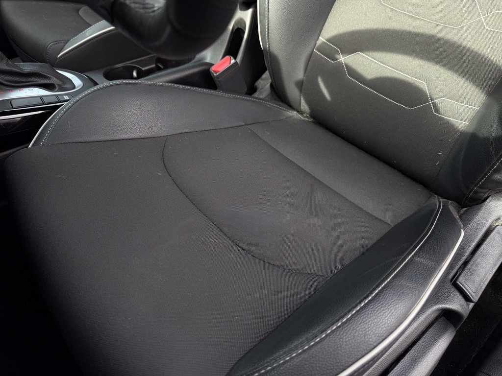 Used 2023 Kia Forte GT-Line FWD image 23