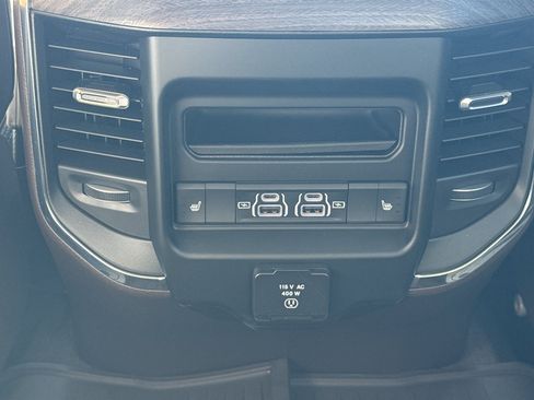 New 2026 RAM 2500 Laramie AWD/4WD image 12