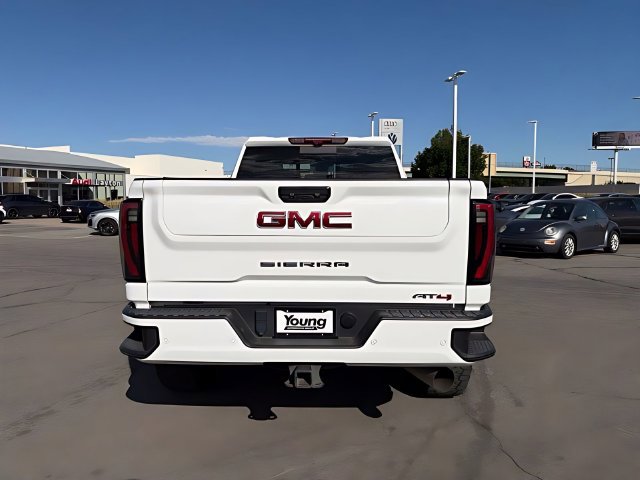 Used 2024 GMC Sierra 3500 AT4 w/ Technology Package AWD/4WD image 4